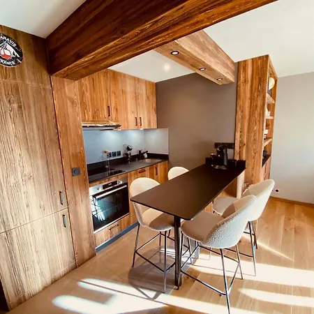 Daire Renove 3* Au Coeur De Avec Balcon Et Parking - Fr-1-459-203 La Clusaz